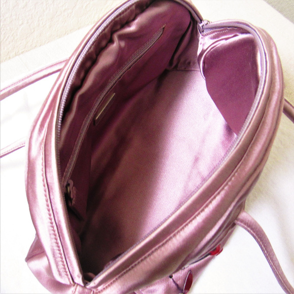 • 100% Authentic Vintage PRADA Satin Handbag • - Picture 4 of 7